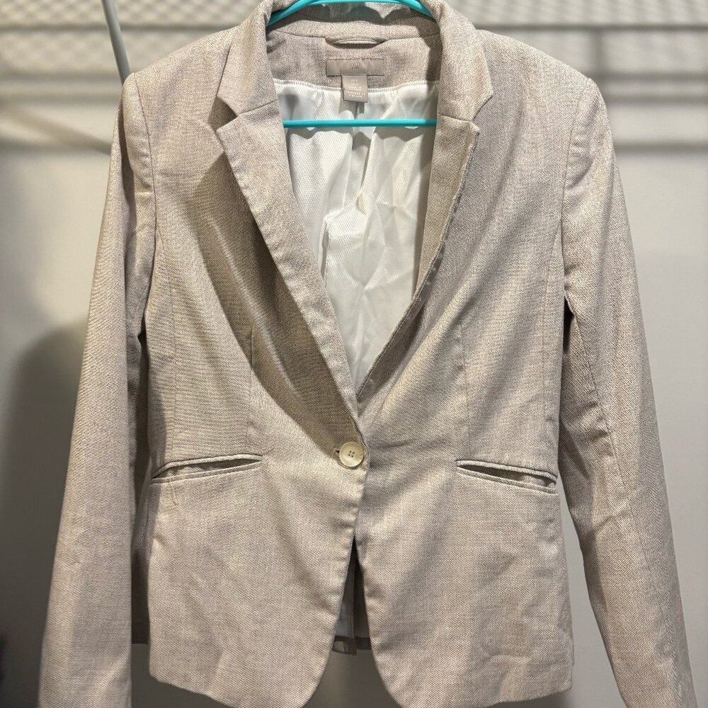 Make me an Offer! H&M Blazer size 8